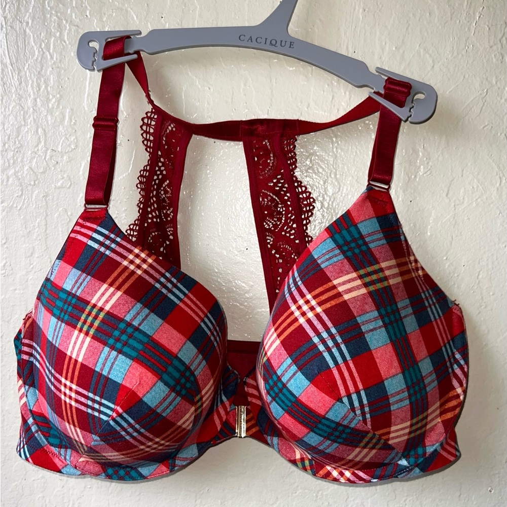 Cacique 40F Boost Plunge Bra